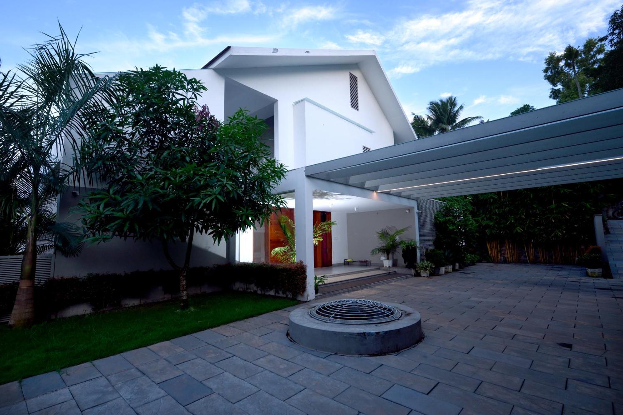 Bed and Breakfast The Meadows à Varkala Extérieur photo